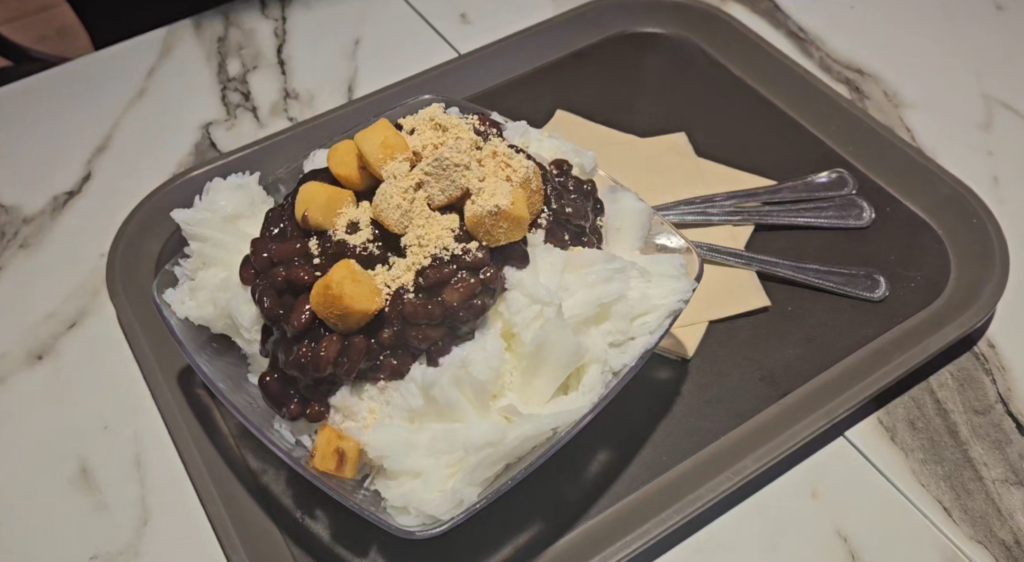 Korean patbingsu shaved ice with red beans and injeolmi